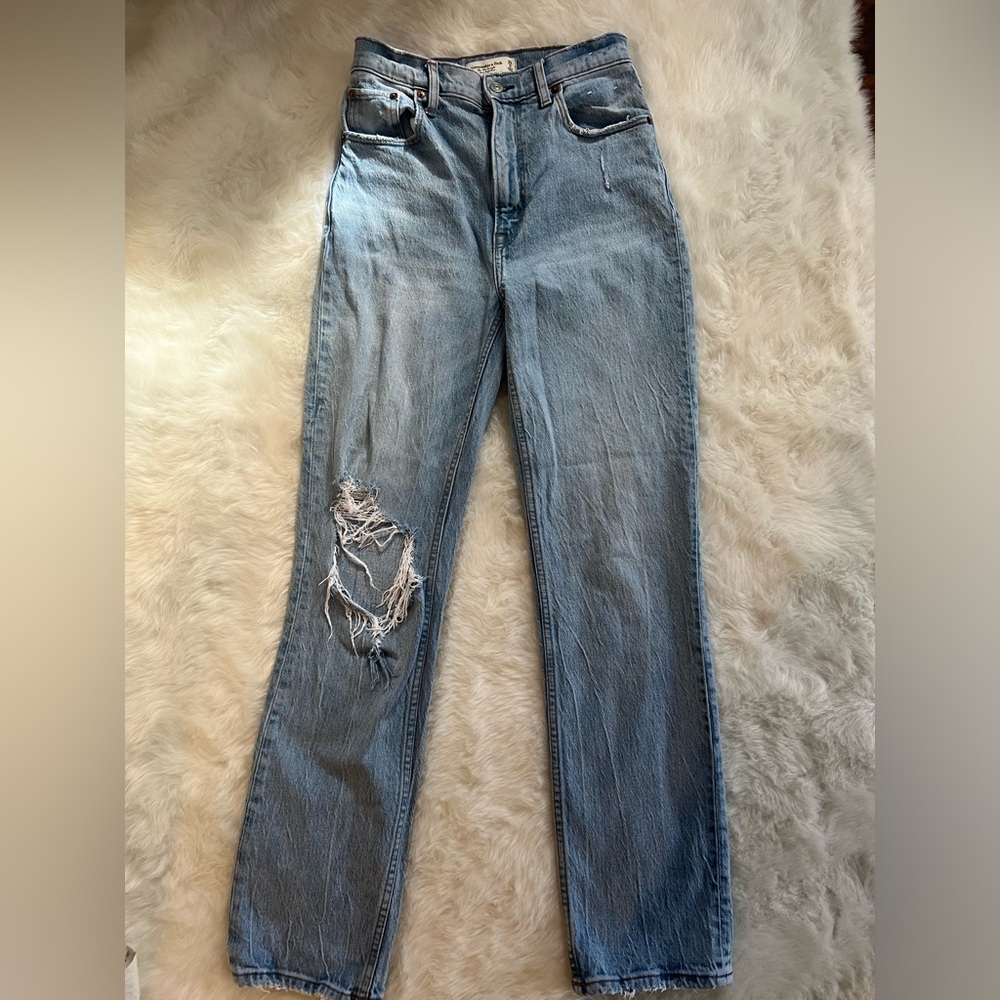 Women's Distressed Blue Jeans
